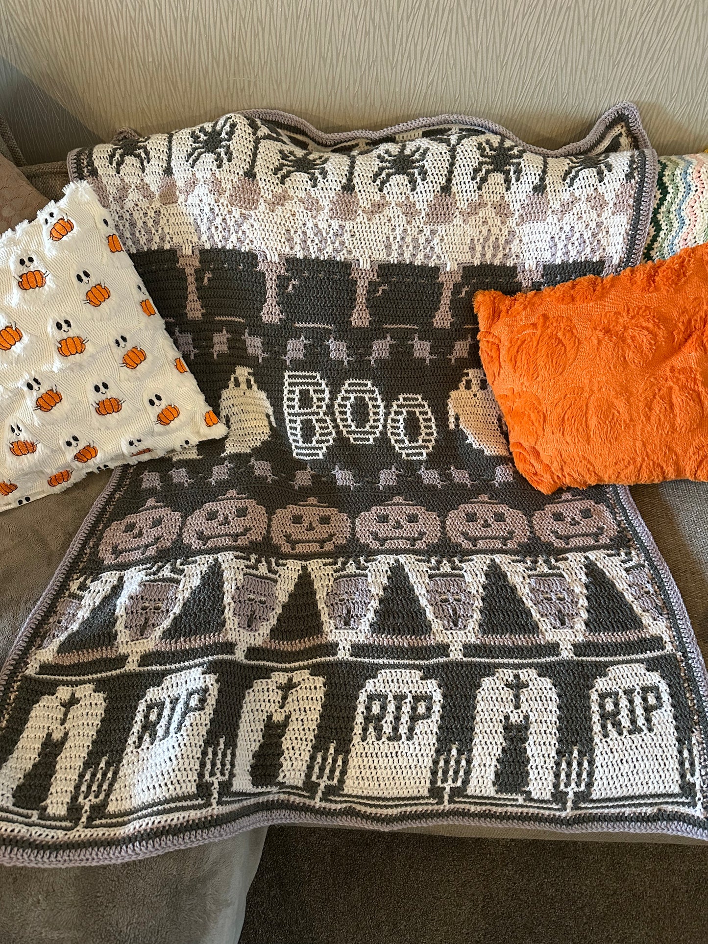 Halloween Boo blanket