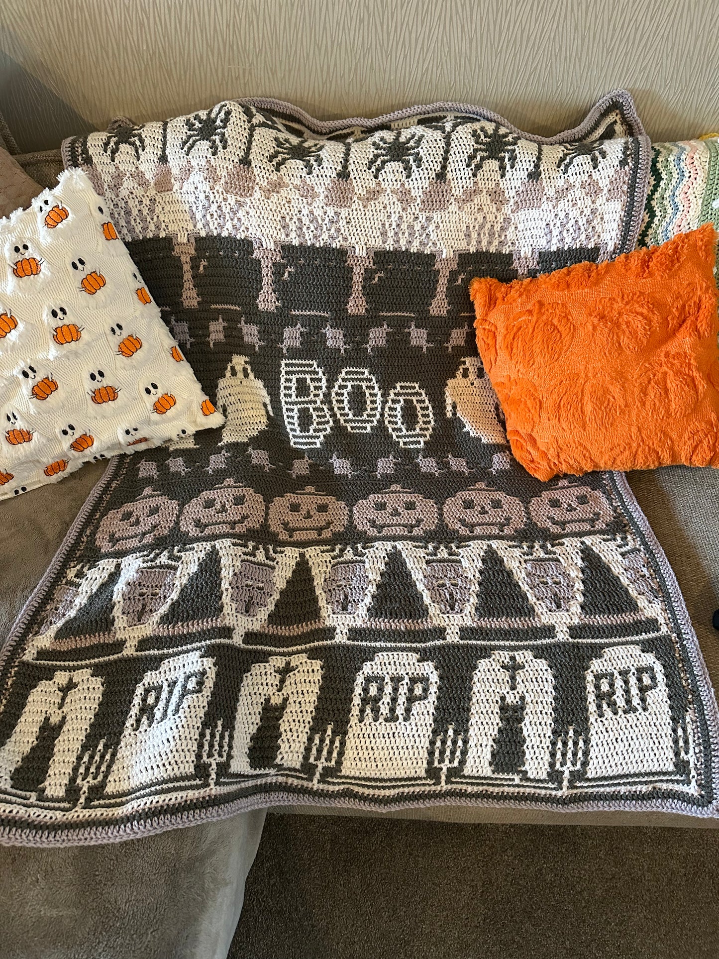 Halloween Boo blanket